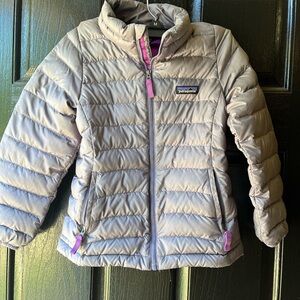 Patagonia Kids XS (5-6)Puffer Full Zip Jacket. light gray and purple.